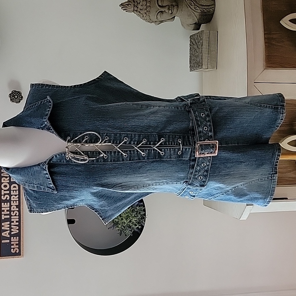 CJ VINTAGE Crest Jeans Retro Lace Up Jean Romper Shorts
